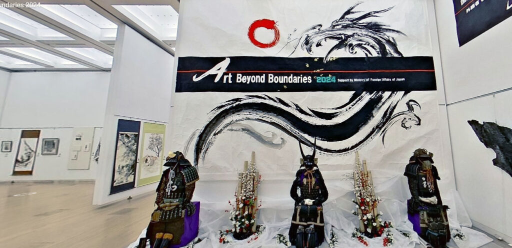 Widok wystawy malarstwo japońskie sumi-e w przestrzeni galerii The National Art Center, Tokio 2024